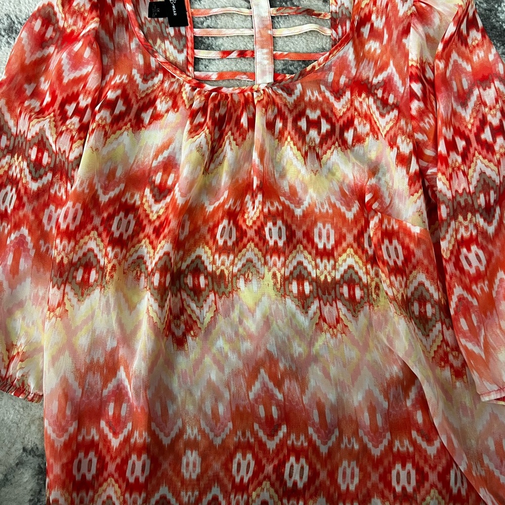 Bwear Red and White Patterned Blouse NWOT - Picture 1 of 2